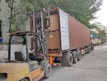 阿曼年產(chǎn)10萬(wàn)噸干混砂漿生產(chǎn)線發(fā)貨